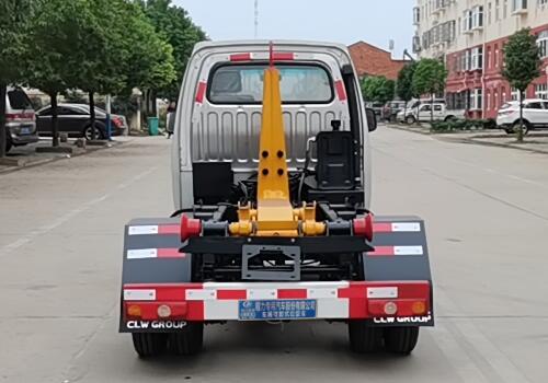 程力威牌CLW5030ZXXK6型車(chē)廂可卸式垃圾車(chē)-后部照片